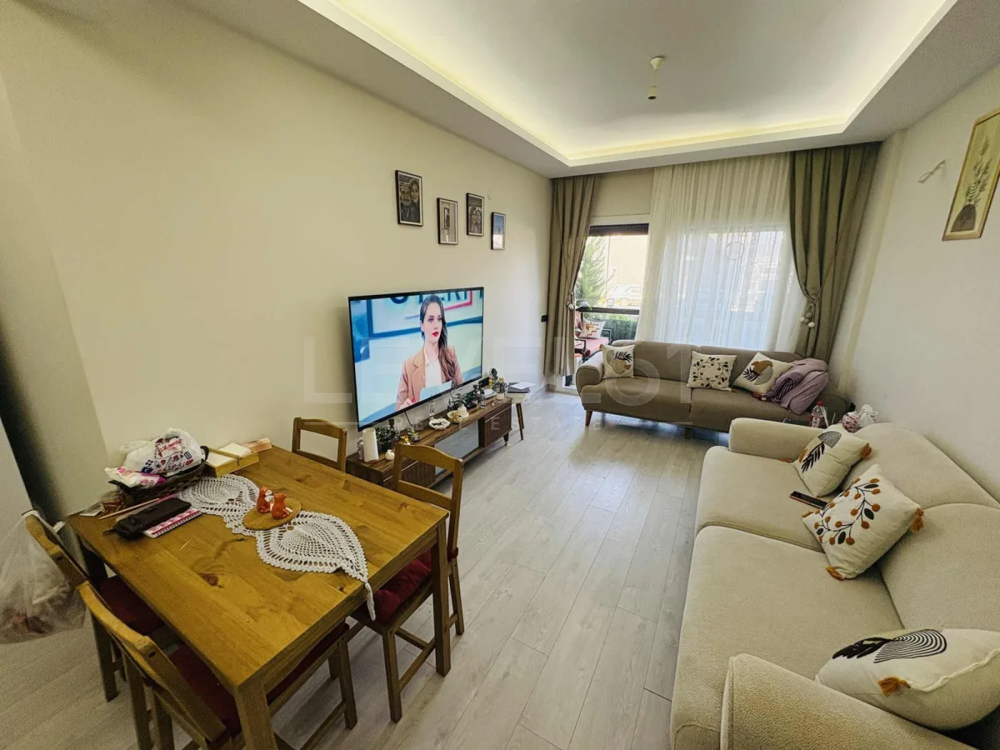 kuşadası değirmendere okullar bölgesinde geniş 1+1