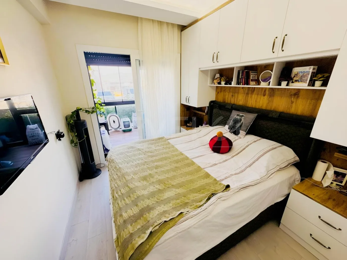 kuşadası değirmendere okullar bölgesinde geniş 1+1