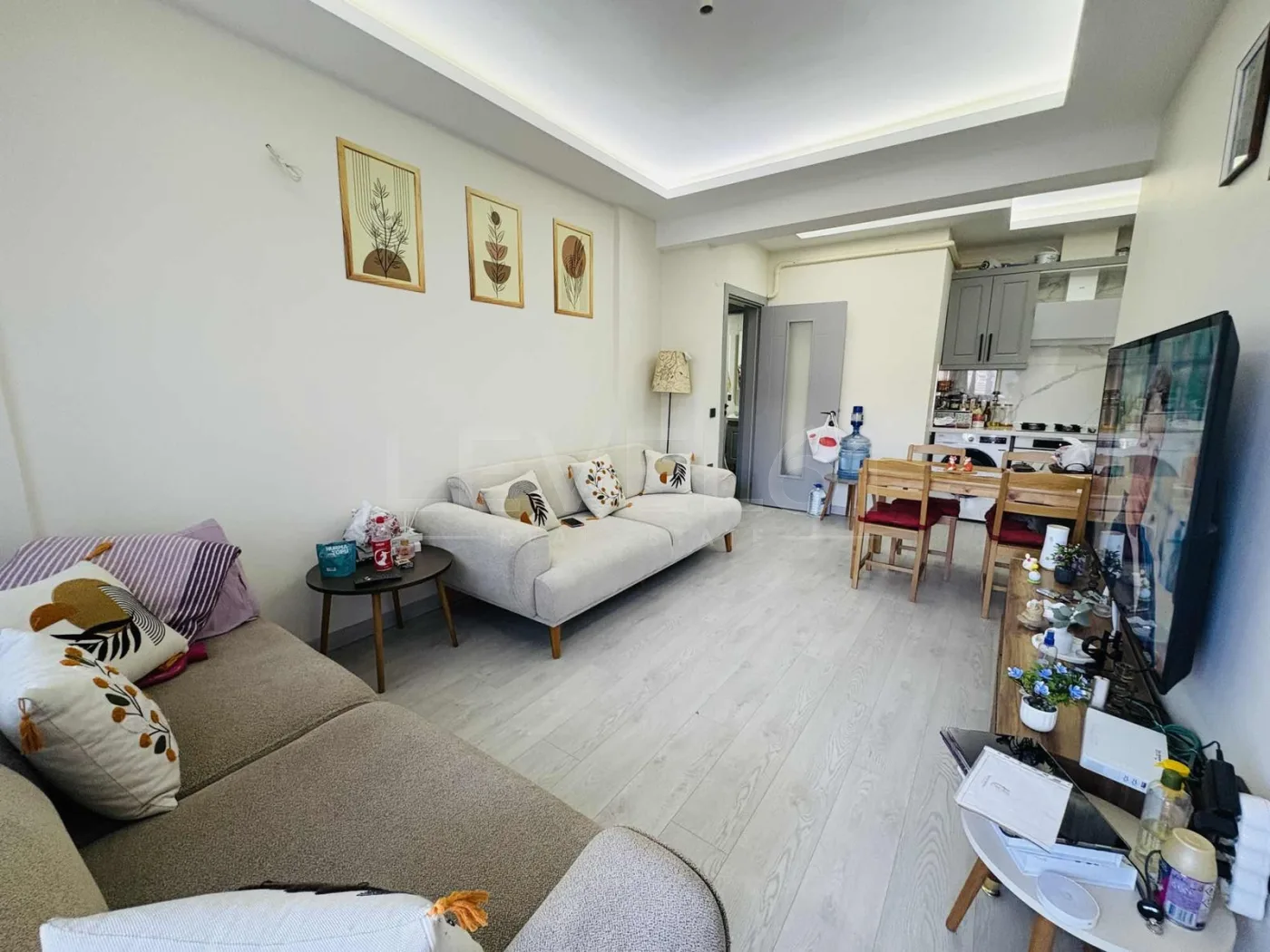 kuşadası değirmendere okullar bölgesinde geniş 1+1