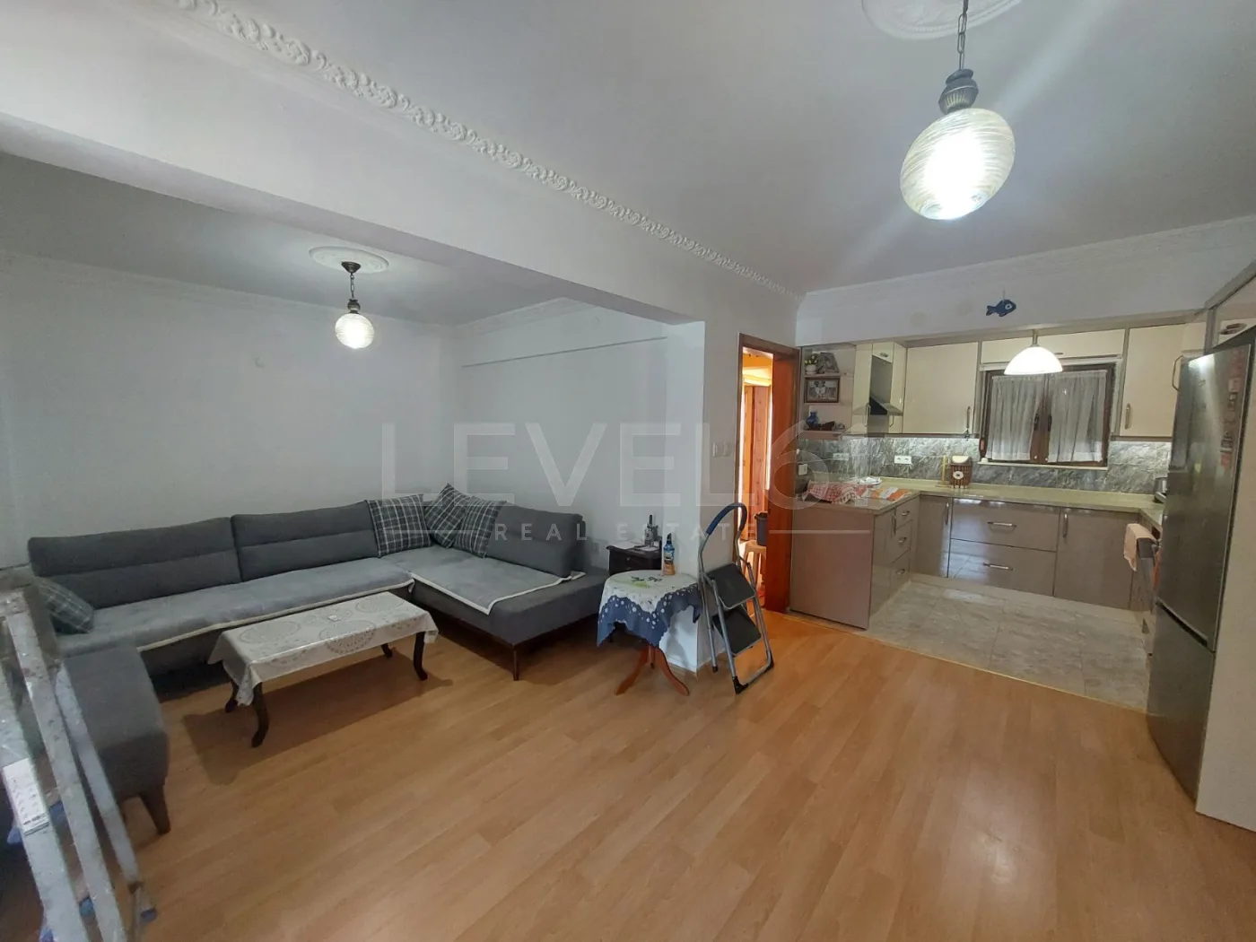 Güzelçamlı'da 3+1 Satılık Tripleks Villa
