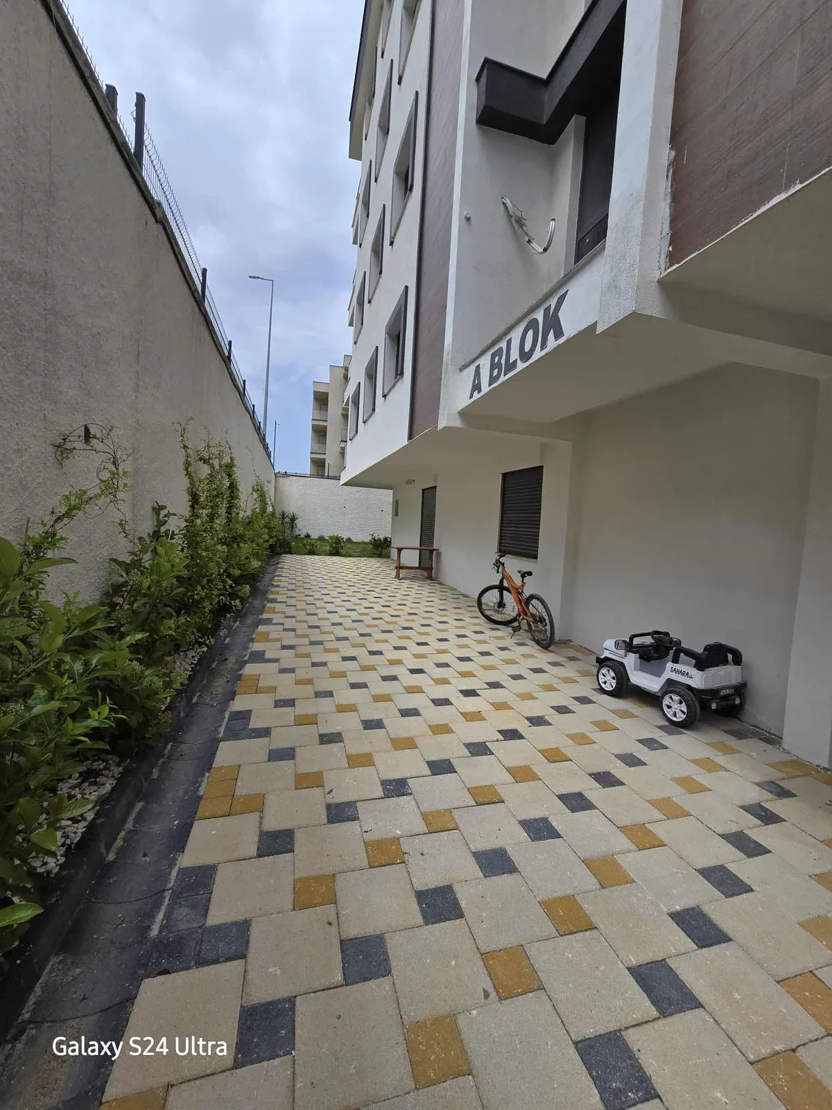 Okullar Bölgesinde Deniz Manzaralı, Havuzlu, Doğalgazlı 3+1