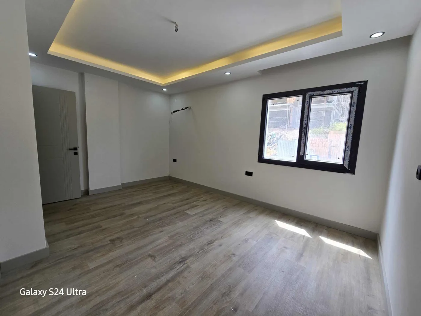 Okullar Bölgesinde Deniz Manzaralı, Havuzlu, Doğalgazlı 3+1