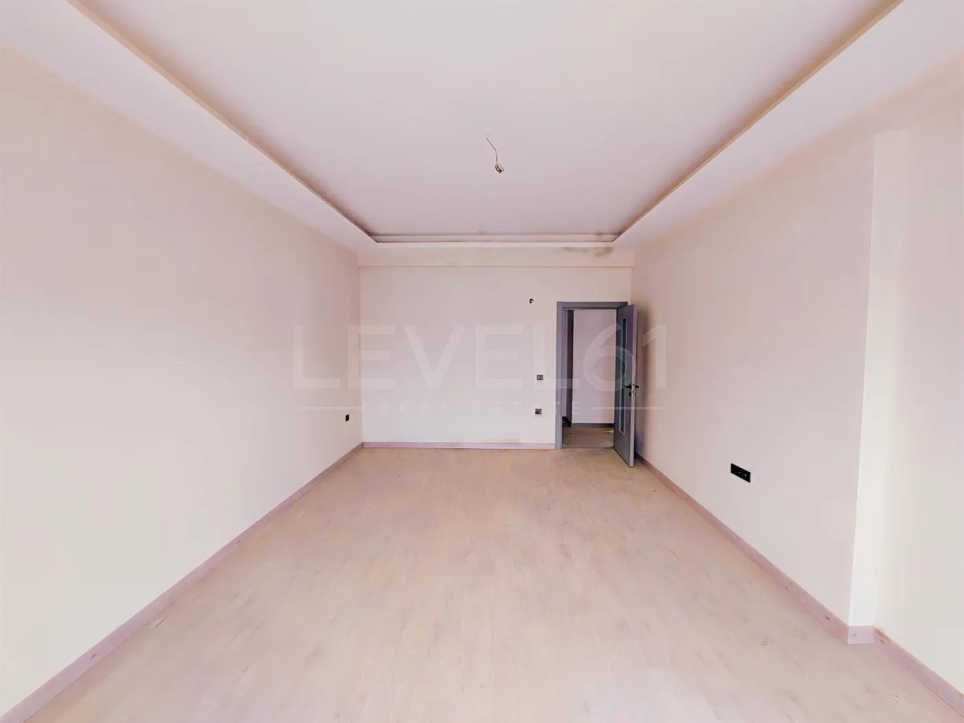 KUŞADASI MEVA SİTESİNDE DOĞALGAZ,KLİMA,CAM BALKON VE HAVUZ 3+1