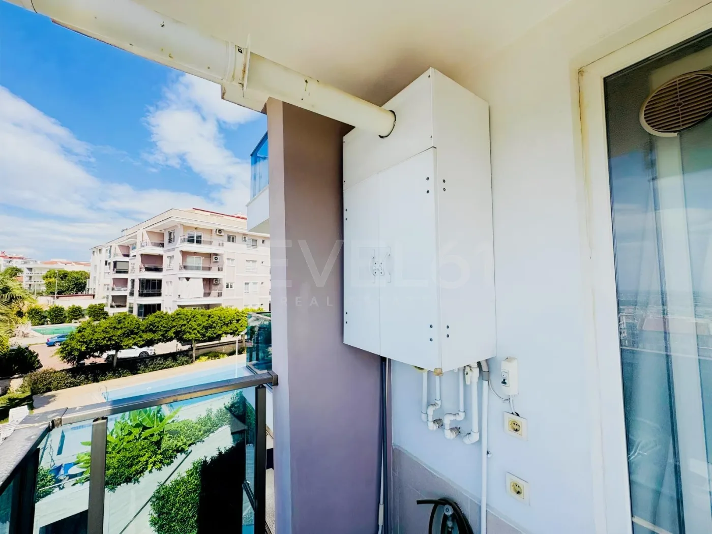 Kuşadası Otogar Arkasında Deniz Manzaralı 2+1