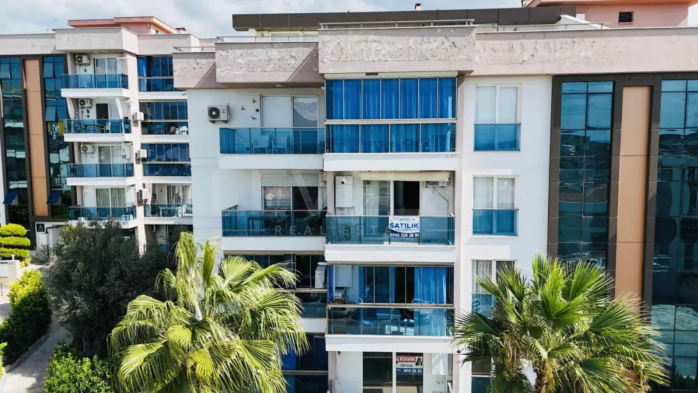 Kuşadası Otogar Arkasında Deniz Manzaralı 2+1