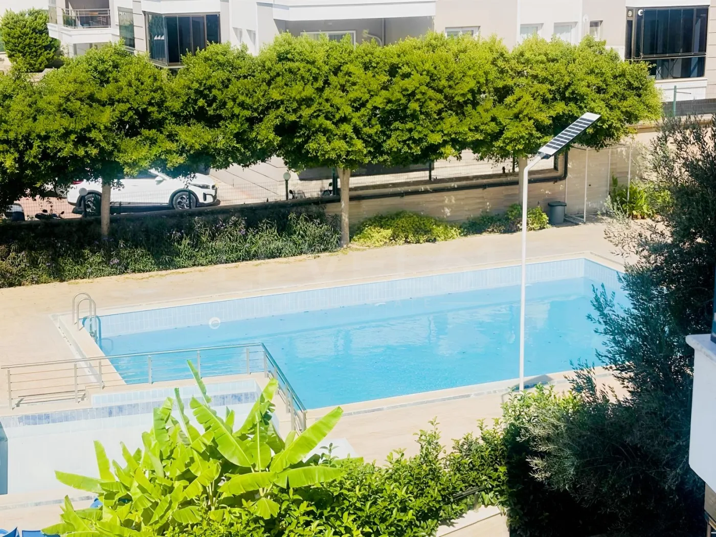 Kuşadası Otogar Arkasında Deniz Manzaralı 2+1