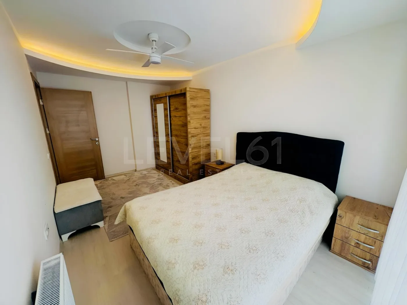 Kuşadası Otogar Arkasında Deniz Manzaralı 2+1