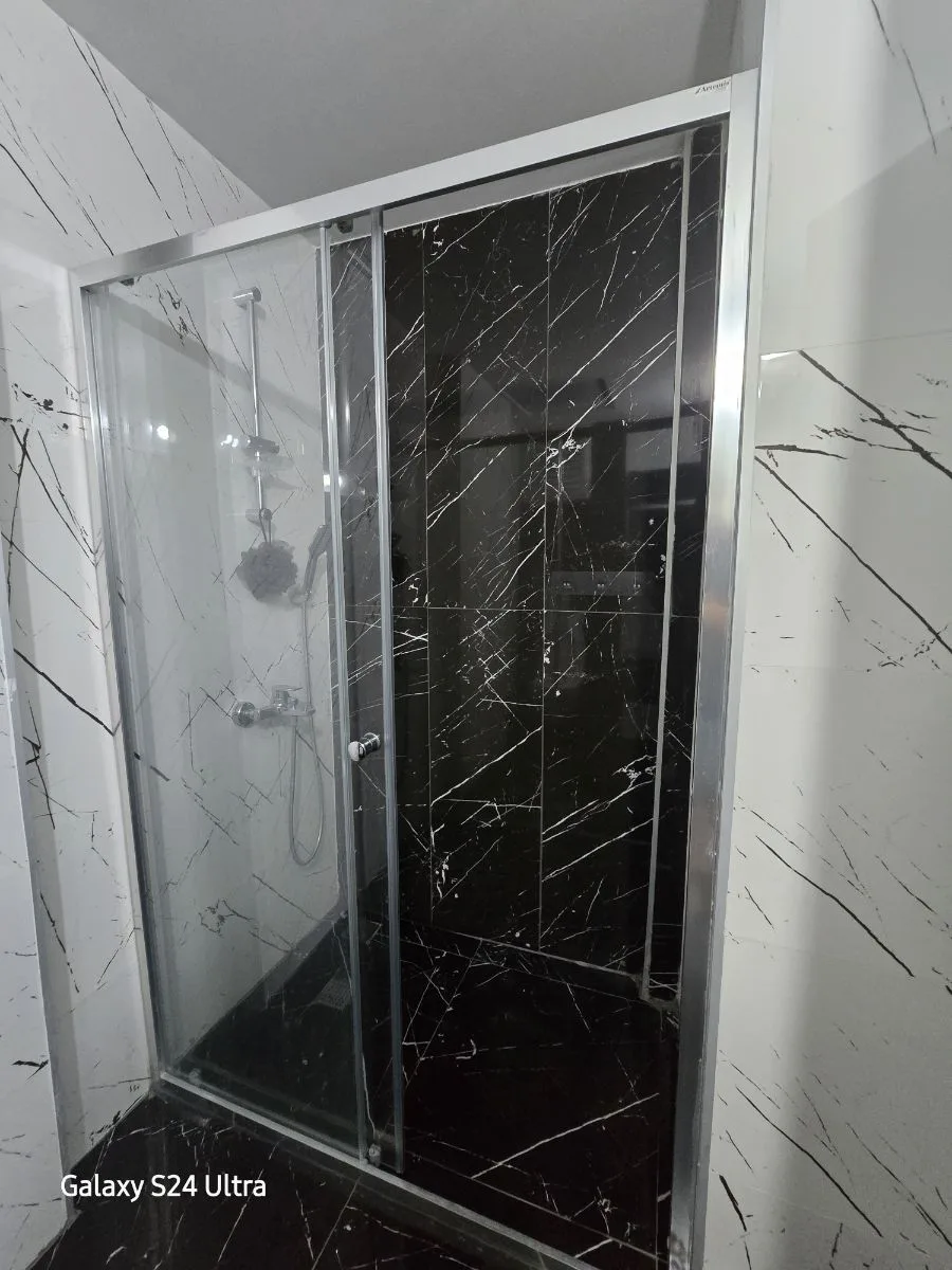 KUŞADASINDA SİTE İÇİNDE HAVUZLU KAPALI MUTFAK SATILIK 3+1DAİRE