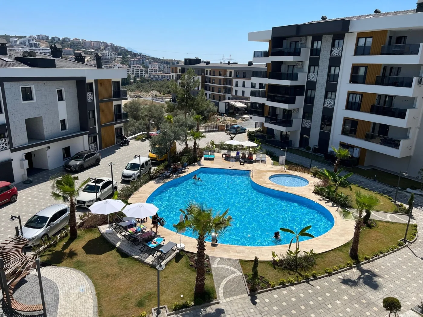 KUŞADASI ARMADA LOFT SİTESİNDE HAVUZLU GÜVENLİKLİ DOĞALGAZLI 2+1