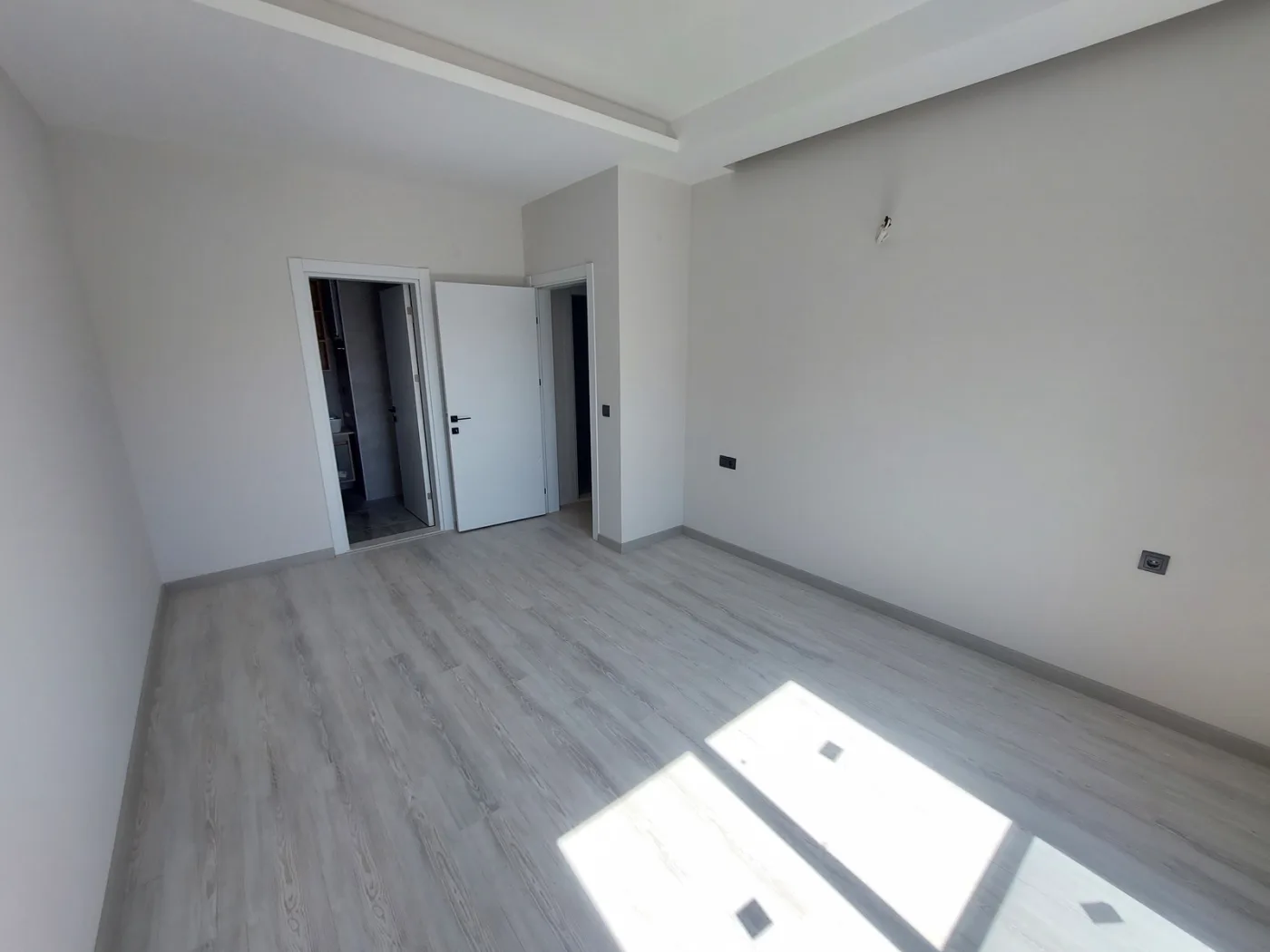 KUŞADASI ARMADA LOFT SİTESİNDE HAVUZLU GÜVENLİKLİ DOĞALGAZLI 2+1