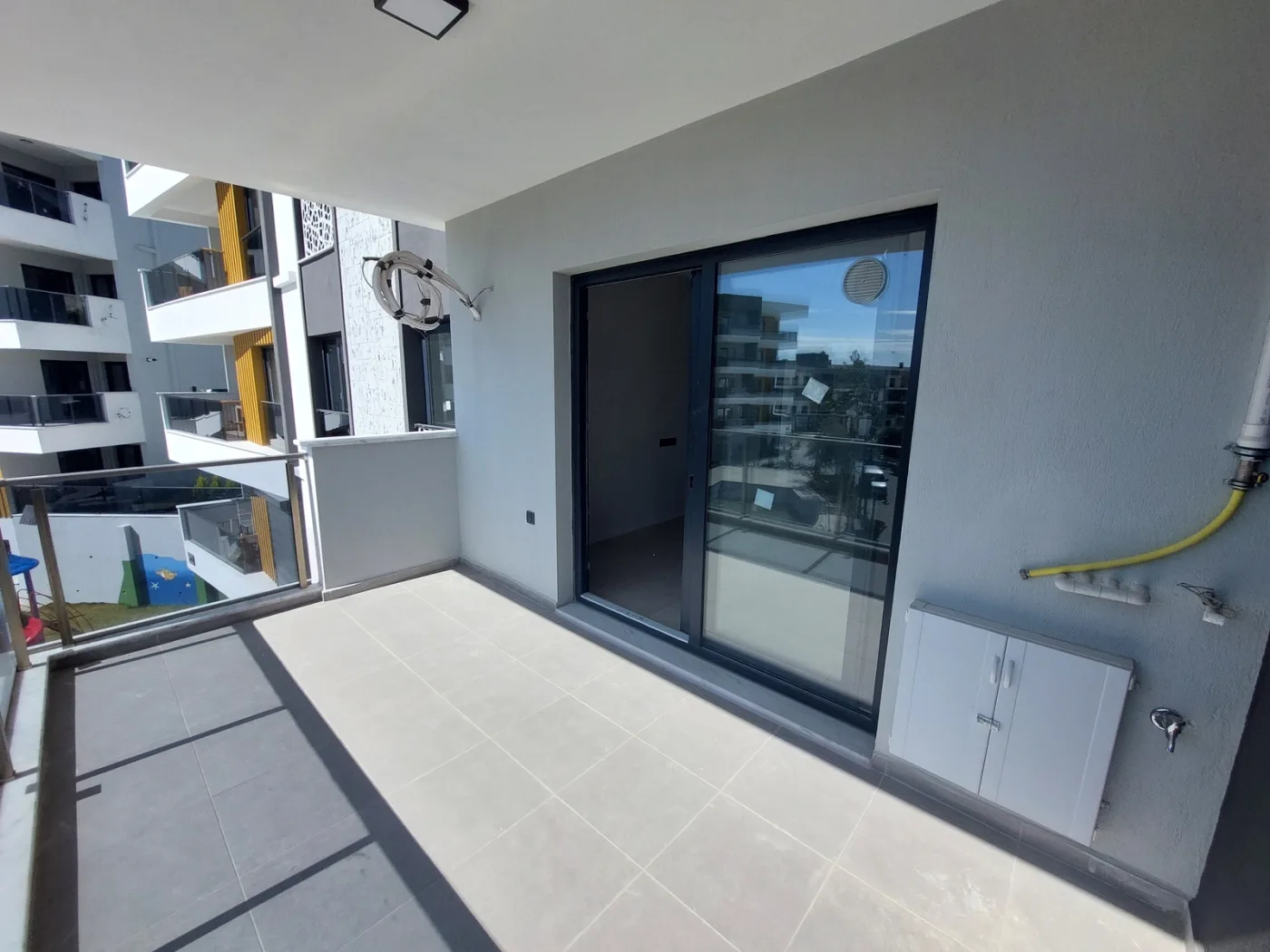 KUŞADASI ARMADA LOFT SİTESİNDE HAVUZLU GÜVENLİKLİ DOĞALGAZLI 2+1