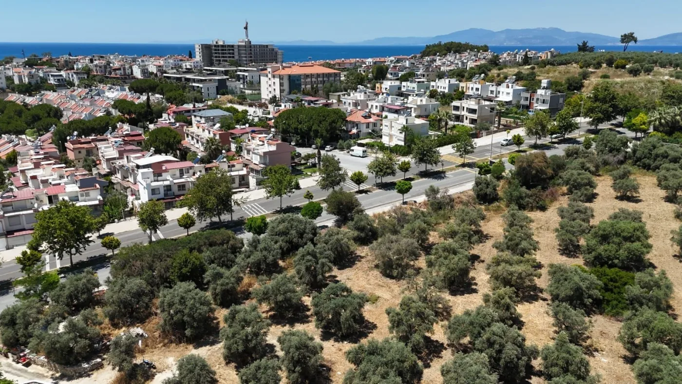 Kuşadası Kadınlar Denizinde 4+1 Satılık Masrafsız Villa