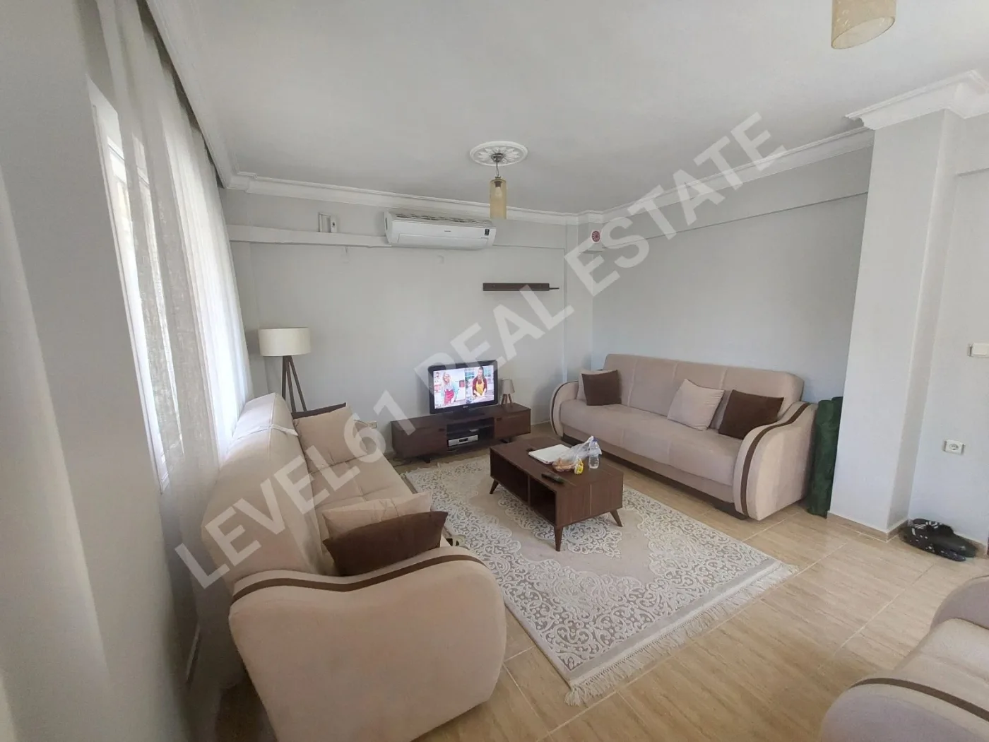 Kuşadası Kadınlar Denizinde 4+1 Satılık Masrafsız Villa