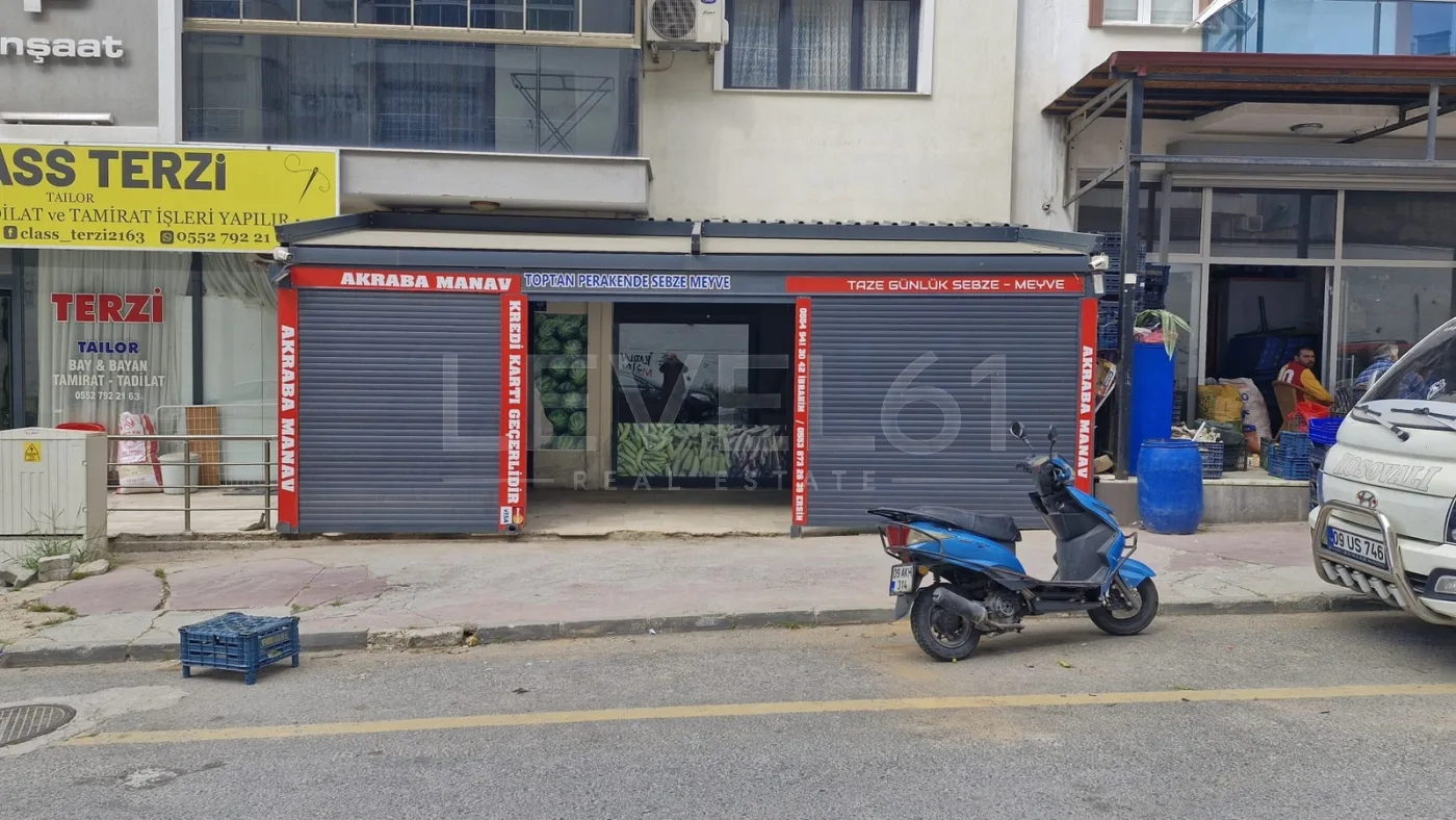 Kuşadasında Merkeze Yakın Satılık Dükkan ve Mağaza