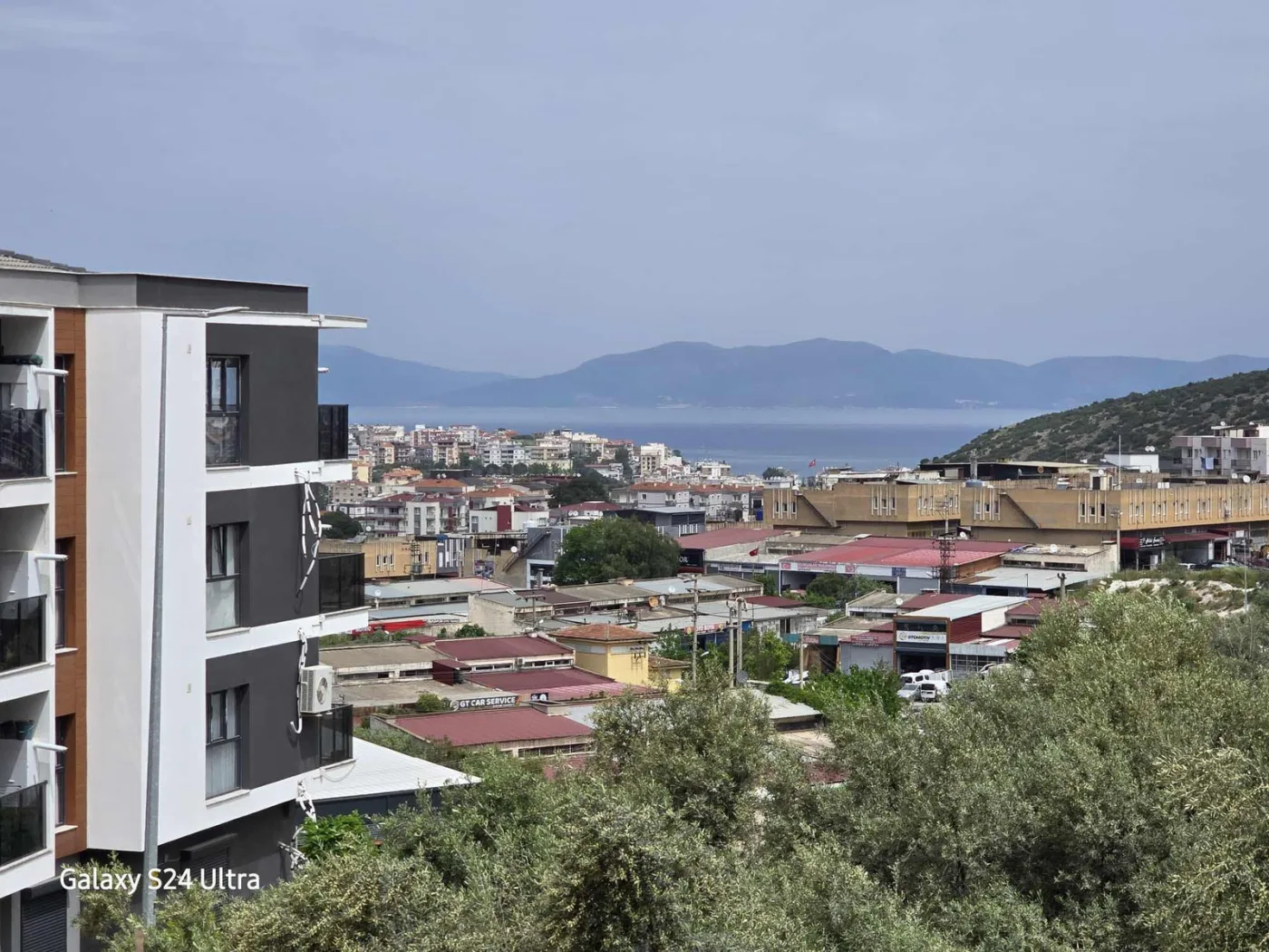 Okullar Bölgesinde Deniz Manzaralı, Havuzlu, Doğalgazlı 3+1