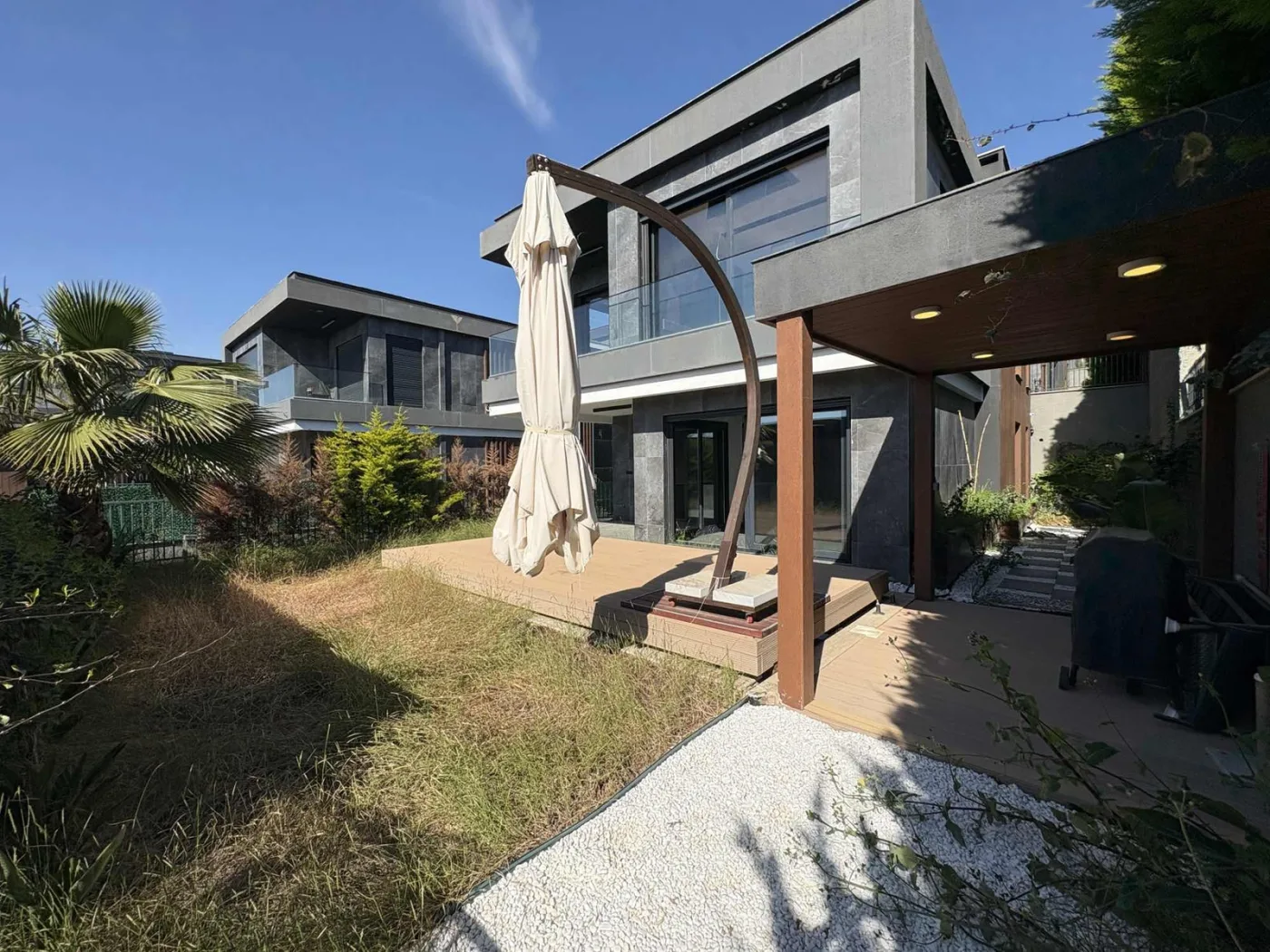 Soğucak'ta Deniz Manzaralı,Özel Havuzlu lüks villa