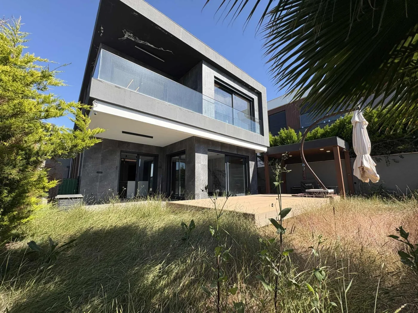 Soğucak'ta Deniz Manzaralı,Özel Havuzlu lüks villa