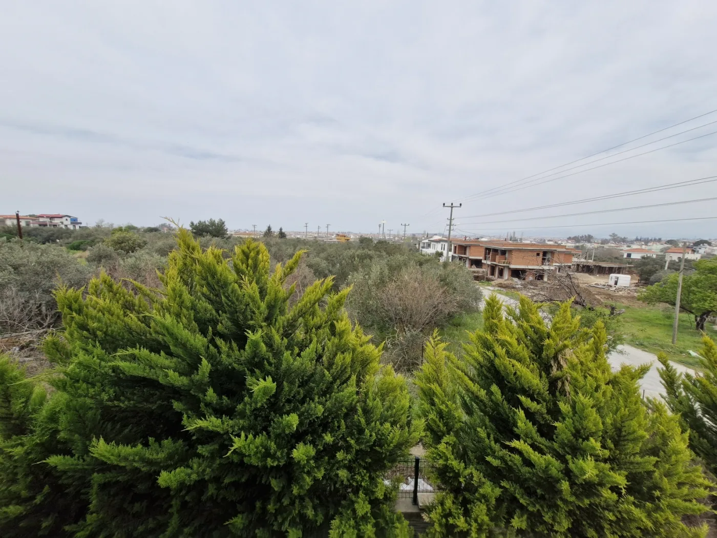 Kuşadası Güzelçamlı'da Emlak61' Den Yetkili Satılık 3+1 Villa