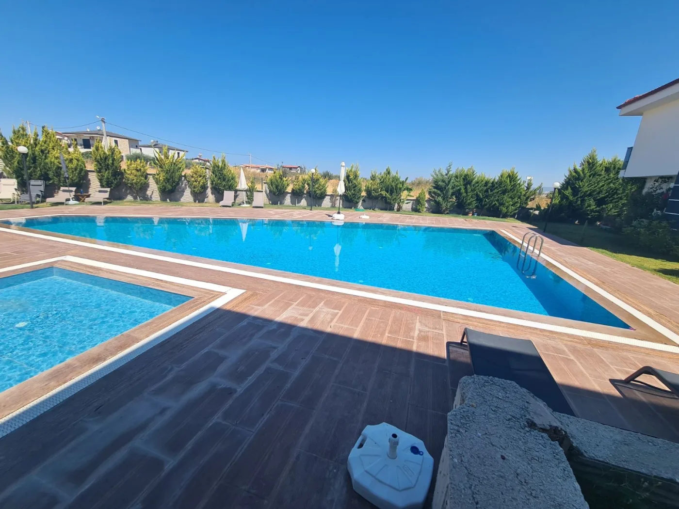 Kuşadası Güzelçamlı'da Emlak61' Den Yetkili Satılık 3+1 Villa