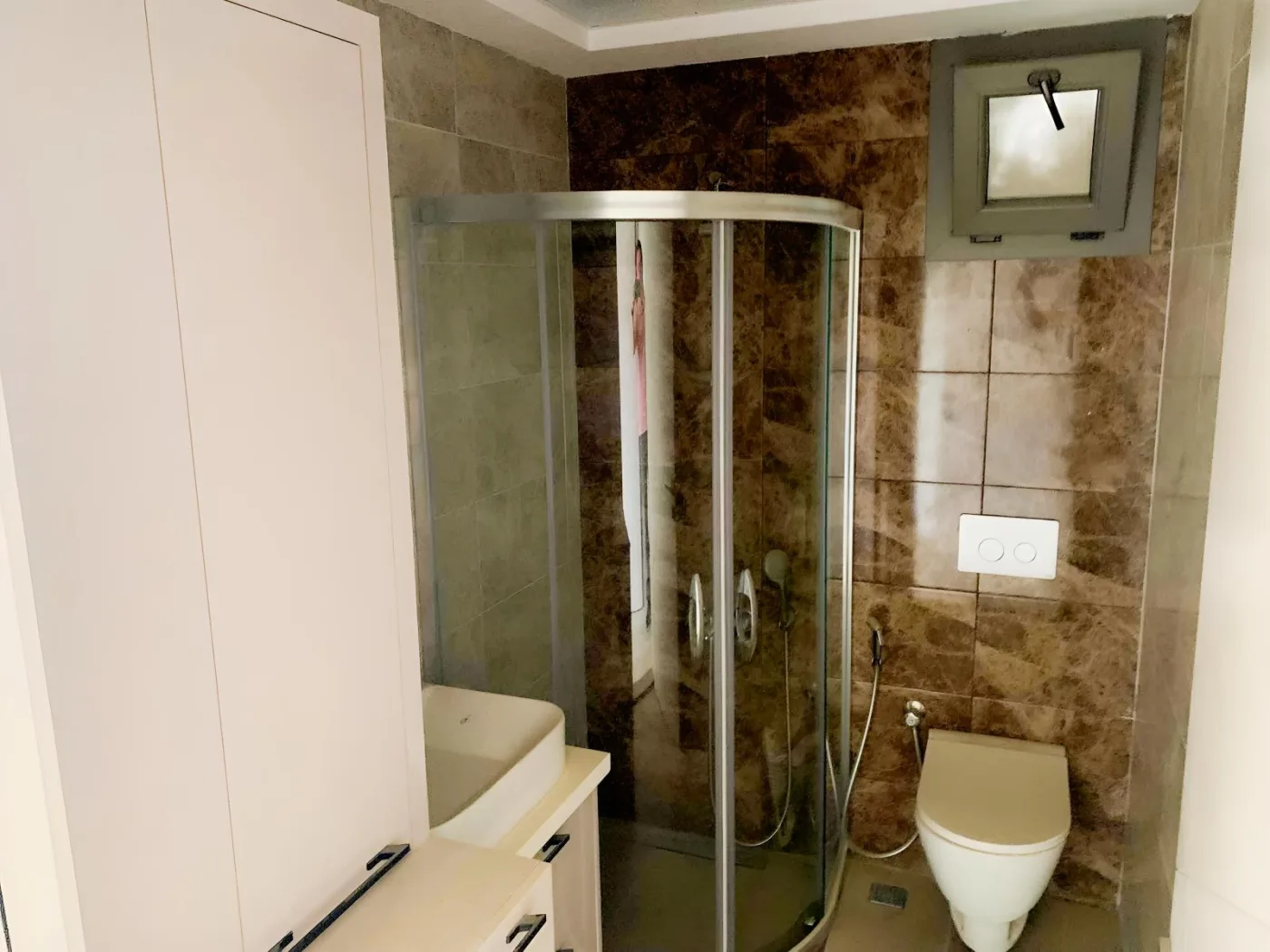KUŞADASI' nda FULL DENİZ HAVUZ MAMZARALI 2+1 FIRSAT DAİRE