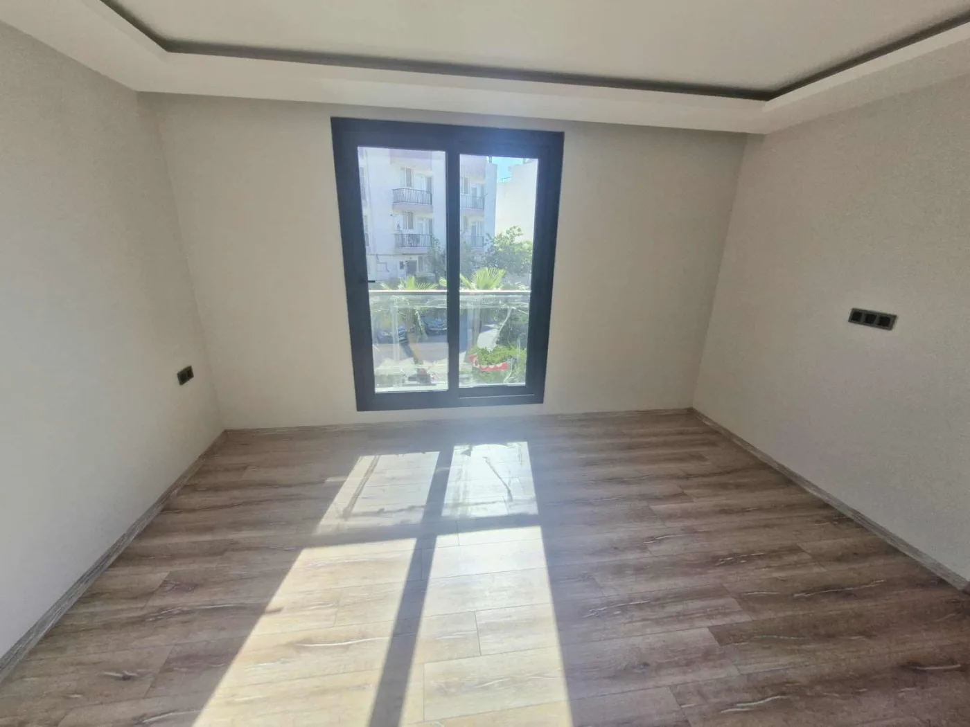 Değirmendere'de Tam Sosyal Aktiviteli sitede 3+1 Lüks Daire