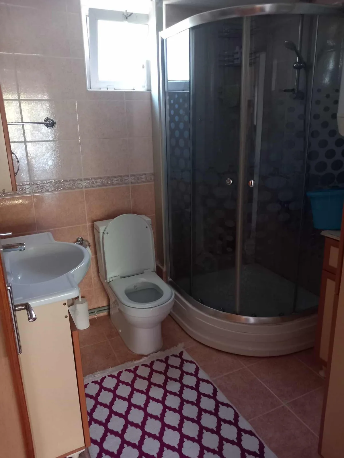 KUŞADASI MERKEZDE KADINLAR DENİZİNE ÇOK YAKIN 2+1 FIRSAT DAİRE