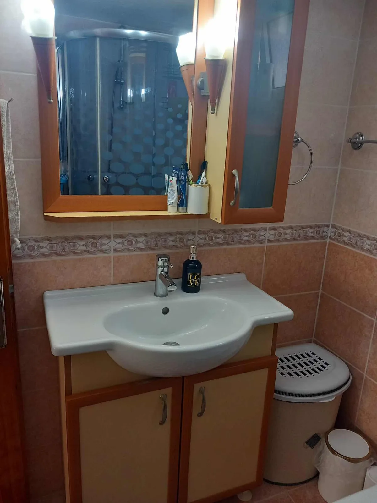 KUŞADASI MERKEZDE KADINLAR DENİZİNE ÇOK YAKIN 2+1 FIRSAT DAİRE