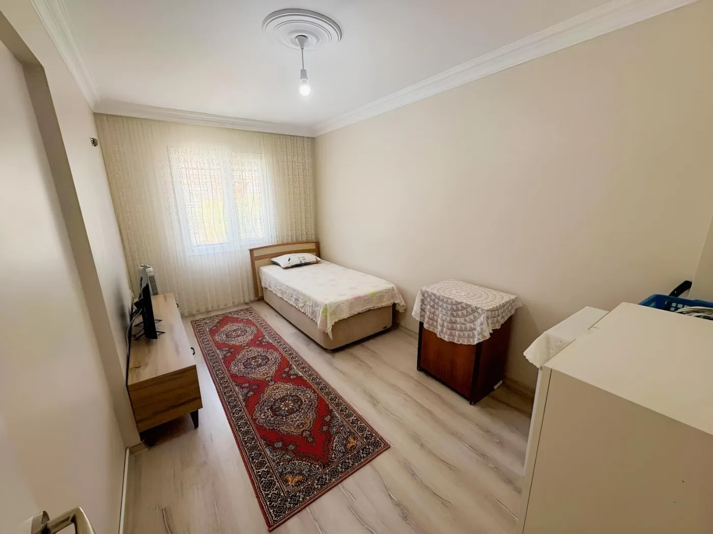 Kuşadası Yavansu'da Havuzlu Sitede Köşe Konum 5+1 Villa