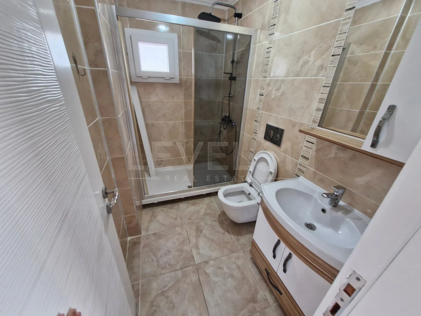 KUŞADASI BAYRAKLIDEDE 5+2 SATILIK MÜSTAKİL VİLLA