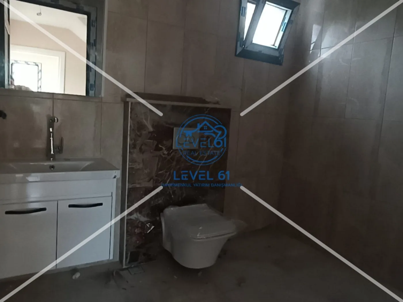 Level61'den Kuşadası Karaova'da Satılık 3+1 Sıfır Özel Havuzlu
