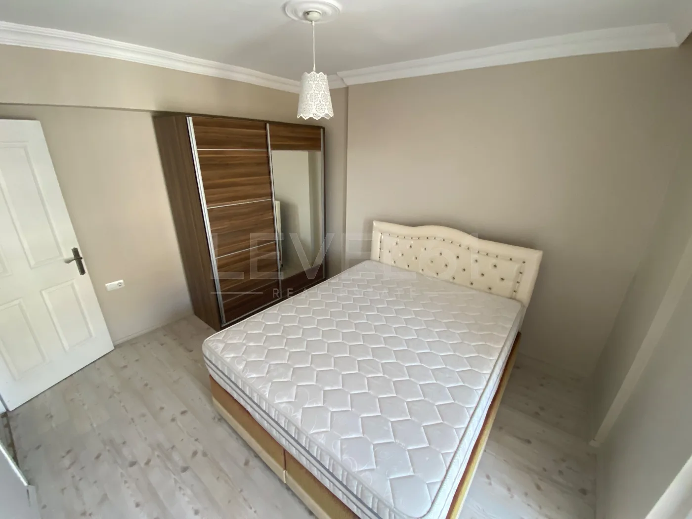 KUŞADASI Uydukent de 2+1 Satılık