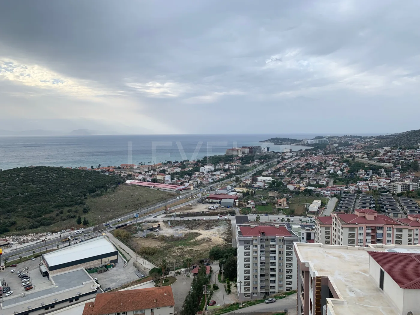 KUŞADASI Uydukent de 2+1 Satılık