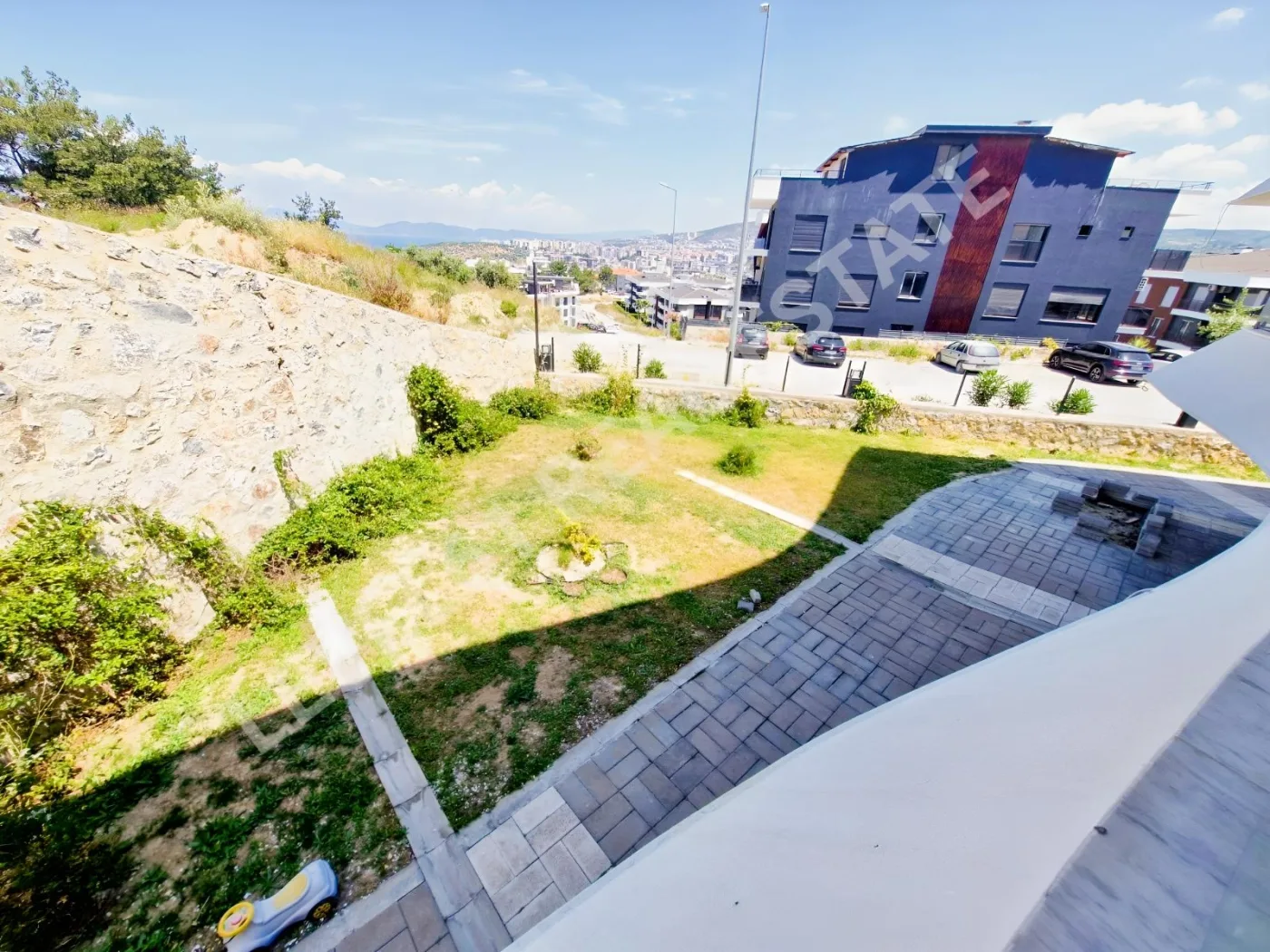 Level61 Yetkili Değirmendere Deniz Manzaralı Satılık 2+1 Daire