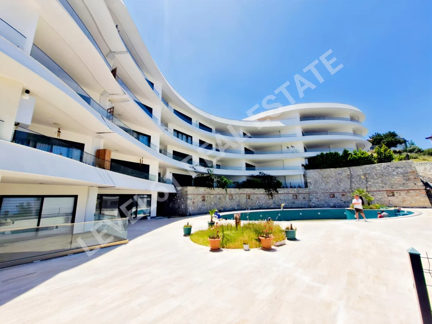 Level61 Yetkili Değirmendere Deniz Manzaralı Satılık 2+1 Daire