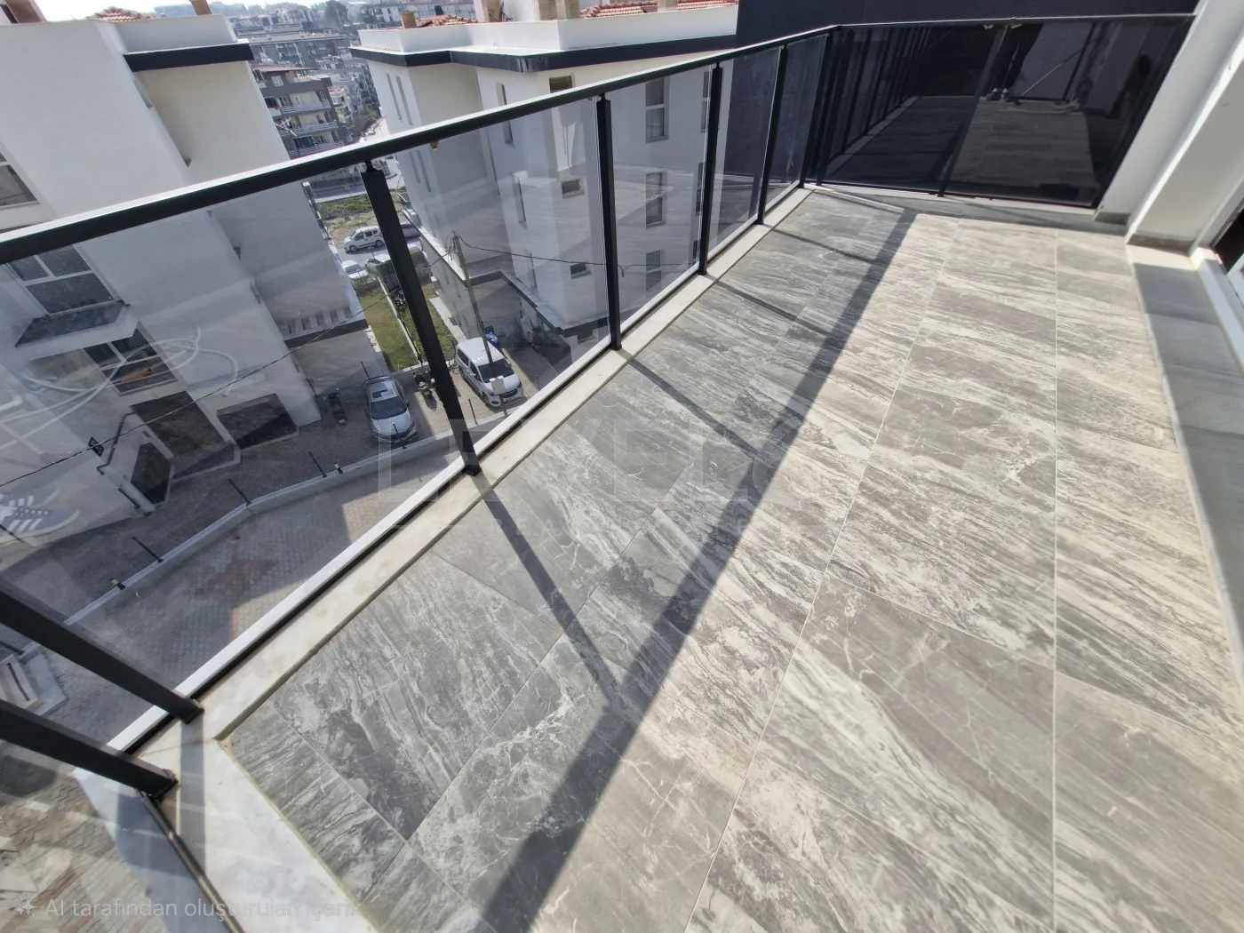 Kuşadası Yeni İkiçeşmelik Satılık Kapalı Mutfak 3+1 Daire