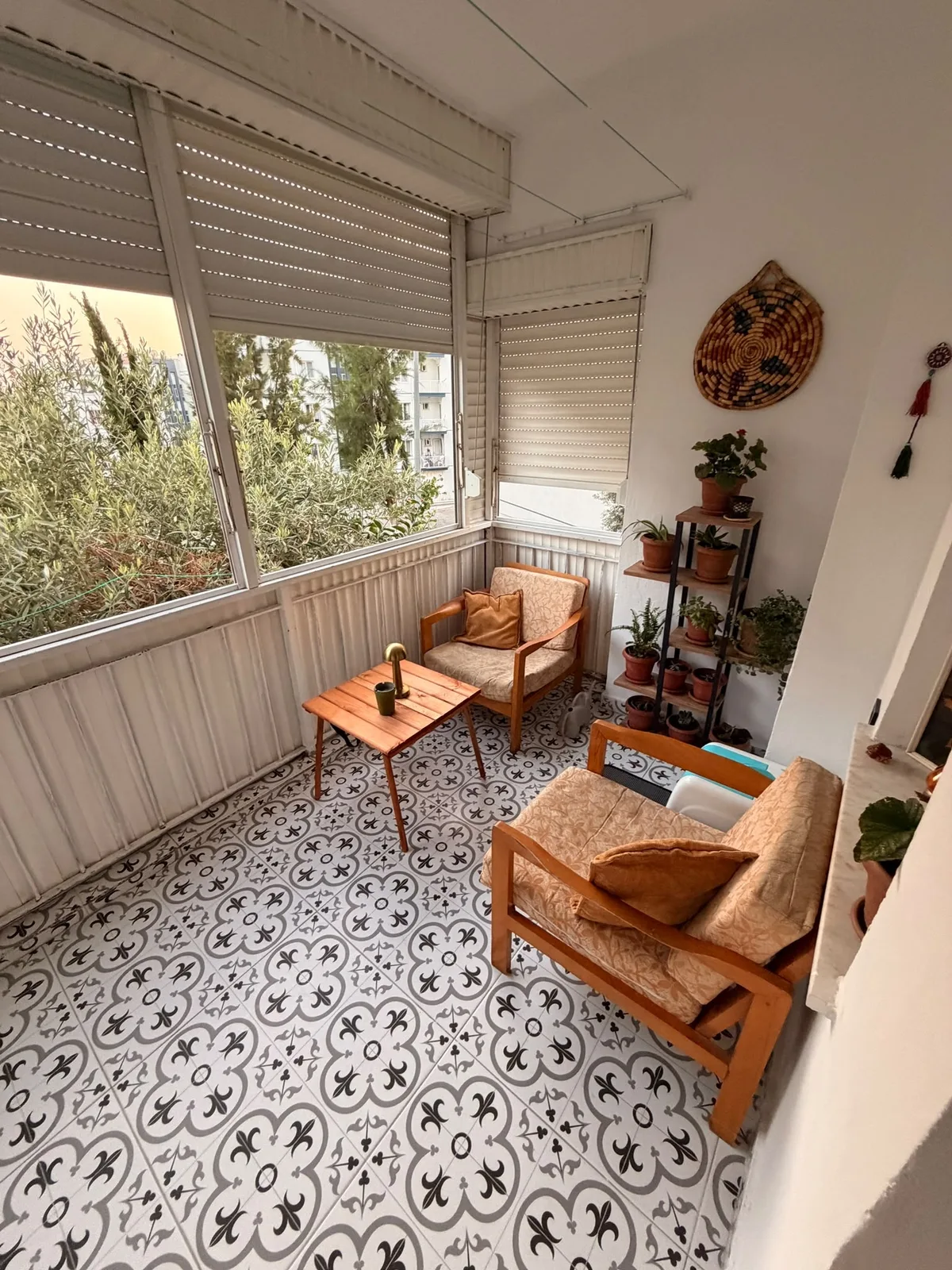 KUŞADASI KADINLAR DENİZİ DOĞALGAZLI FULL EŞYALI 9 AYLIK KİRALIK
