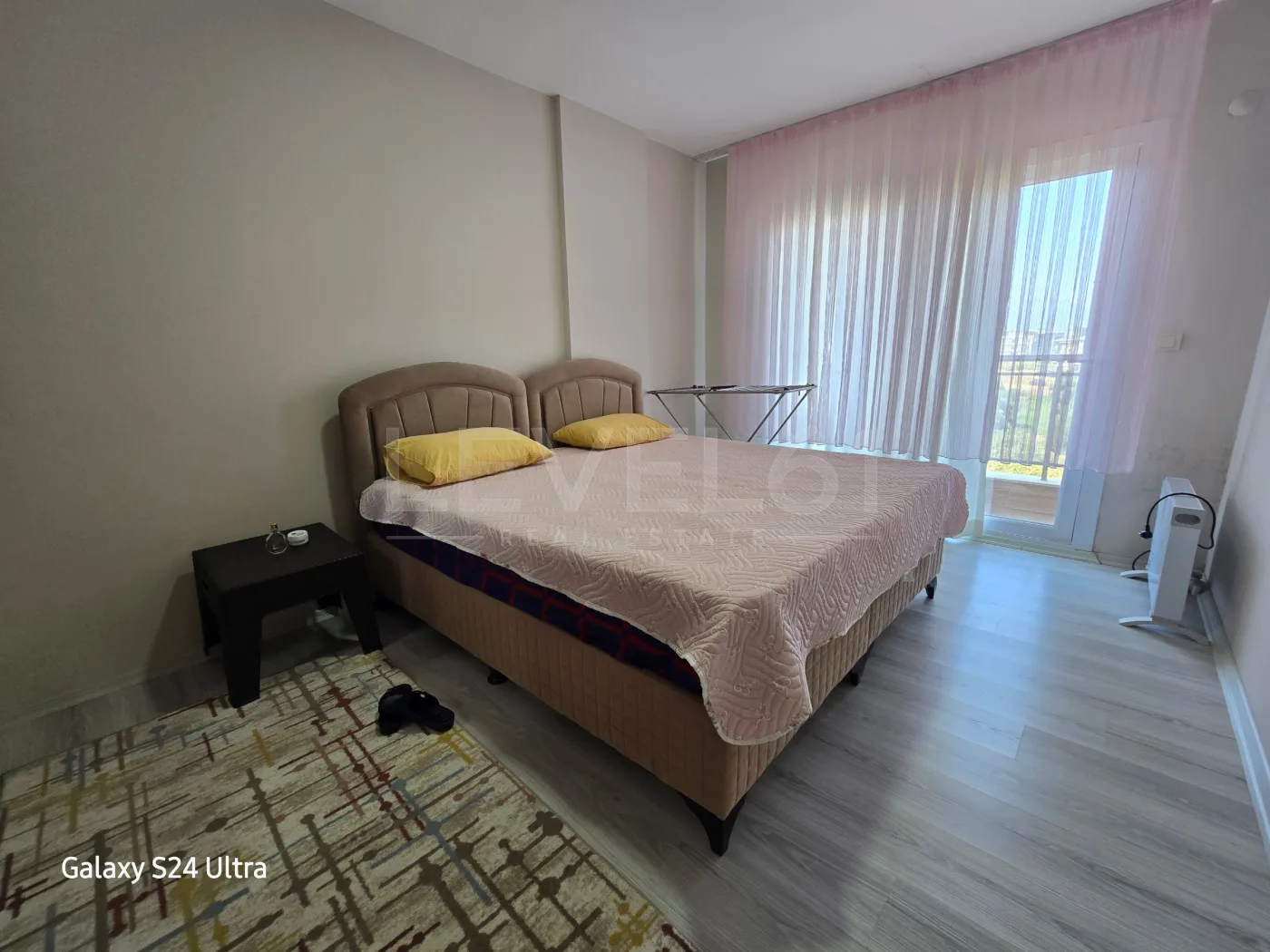 KUŞADASI DAVUTLARDA EŞYALI KİRALIK 1+1