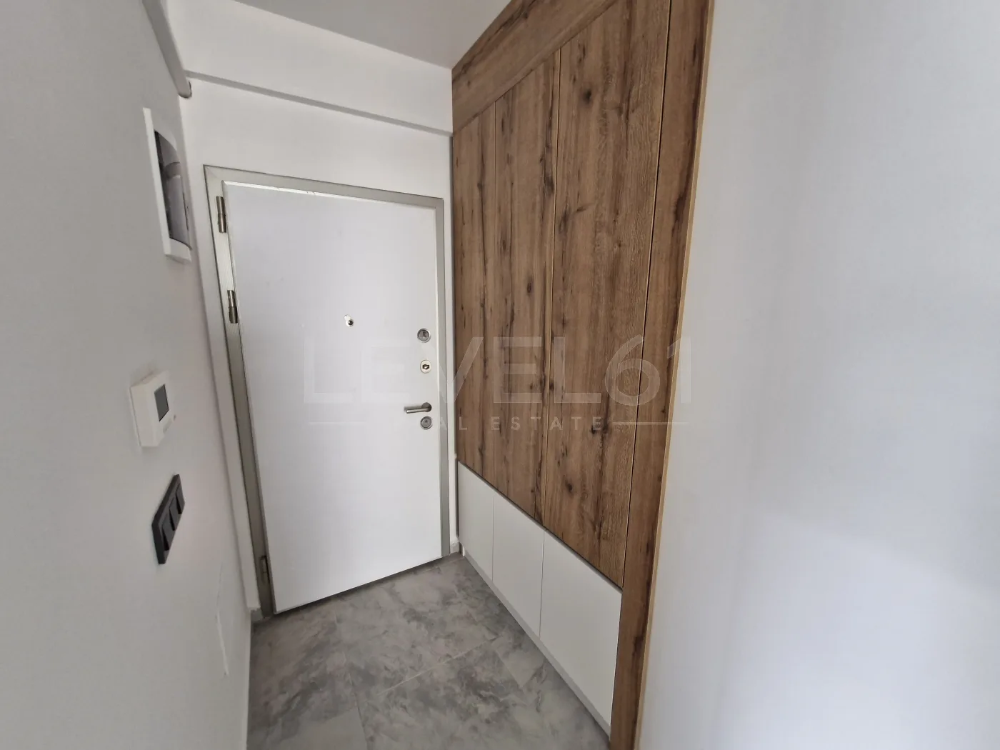 Kuşadası Yeni İkiçeşmelik Satılık Kapalı Mutfak 3+1 Daire
