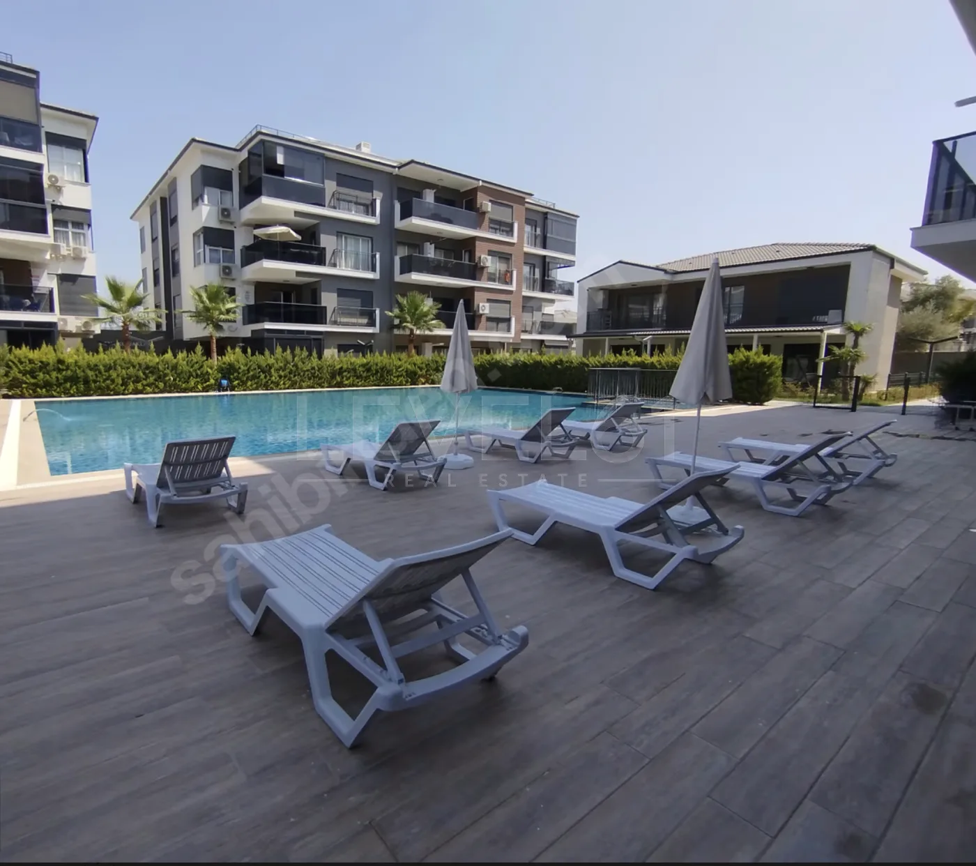 Değirmendere Mh. Havuzlu Sitede 3+1 Satılık Daire