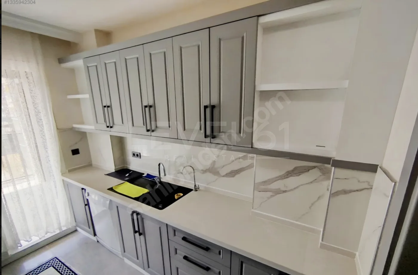 Değirmendere Mh. Havuzlu Sitede 3+1 Satılık Daire