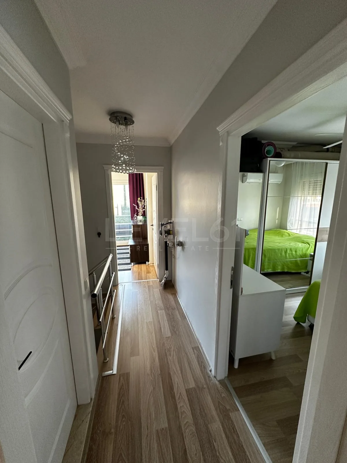 KUŞADASI DAVUTLARDA SATILIK 3+1 HAVUZLU VİLLA