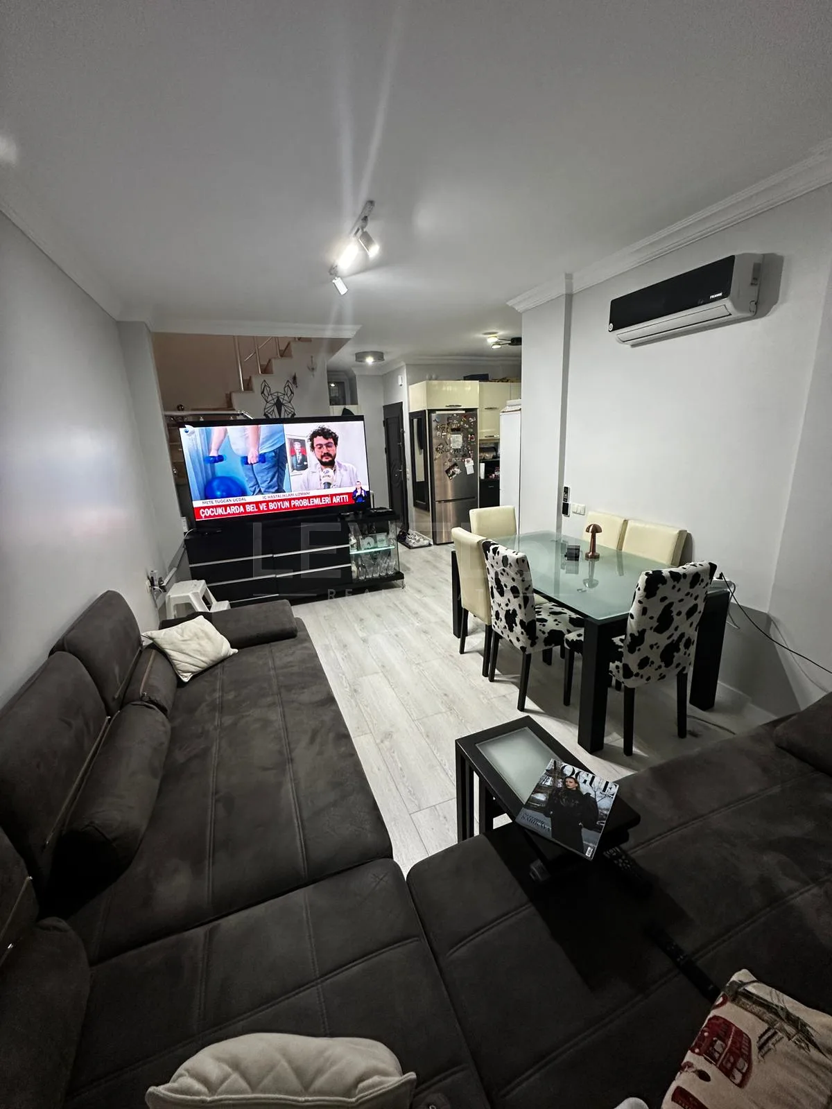 KUŞADASI DAVUTLARDA SATILIK 3+1 HAVUZLU VİLLA