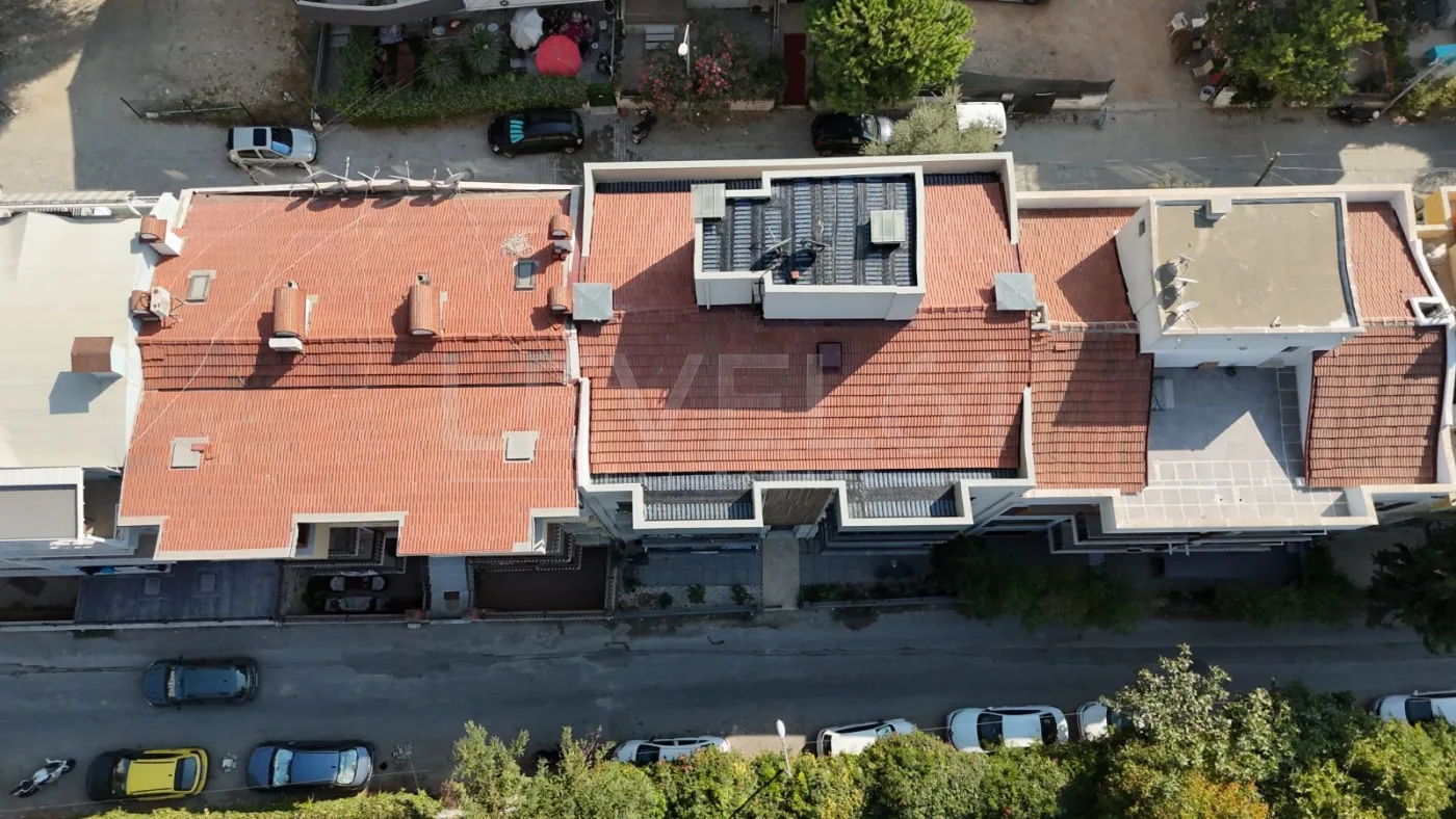 Kuşadası Marinaya Sadece 30 Adım Satılık Geniş 1+ 1 Daire