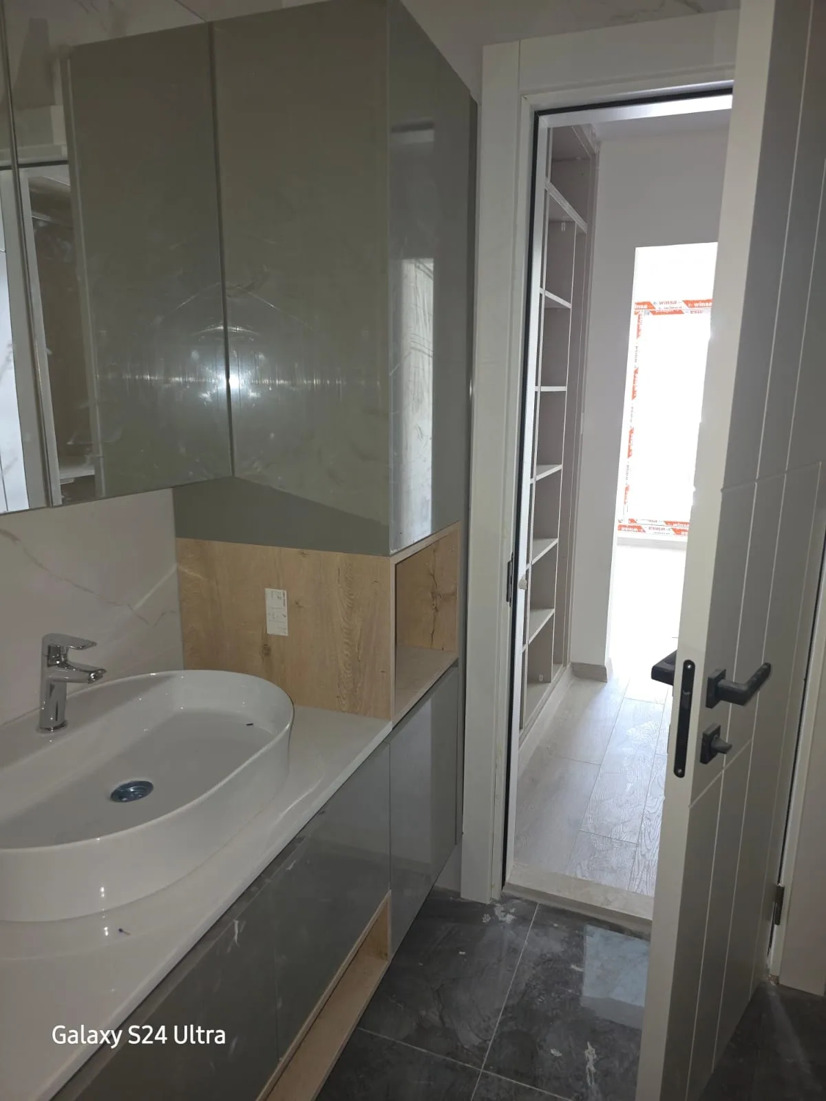 Kuşadası Merkeze Yakın Satılık 2+1 Daire