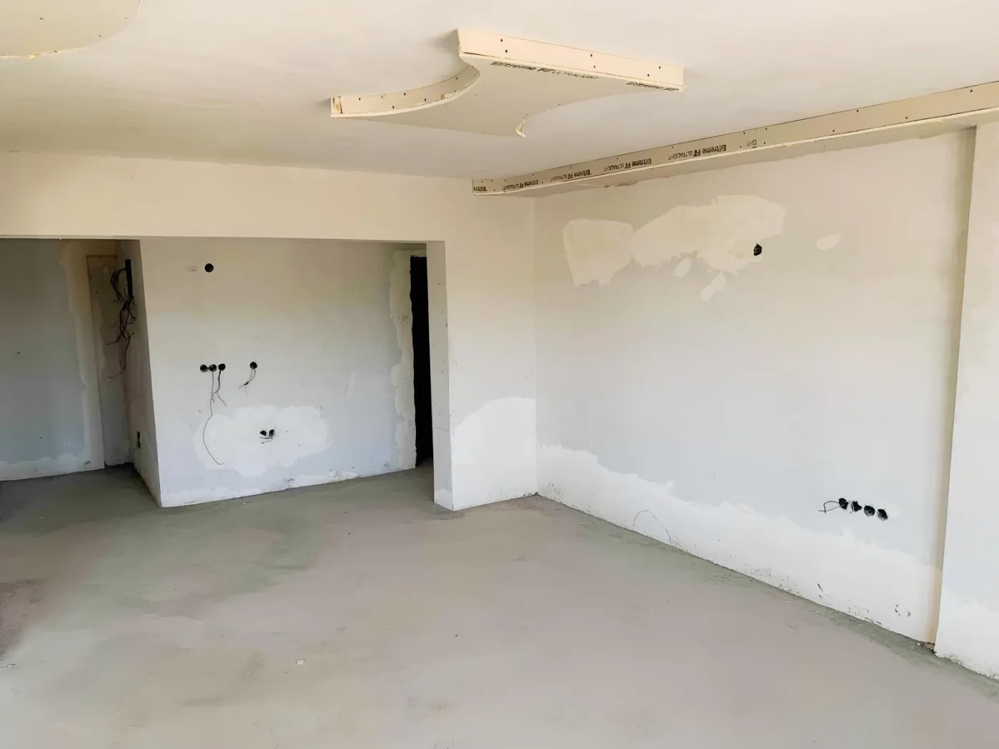 KUŞADASI UYDUKENT FIRSAT SIFIR 2+1 SATILIK DAİRE