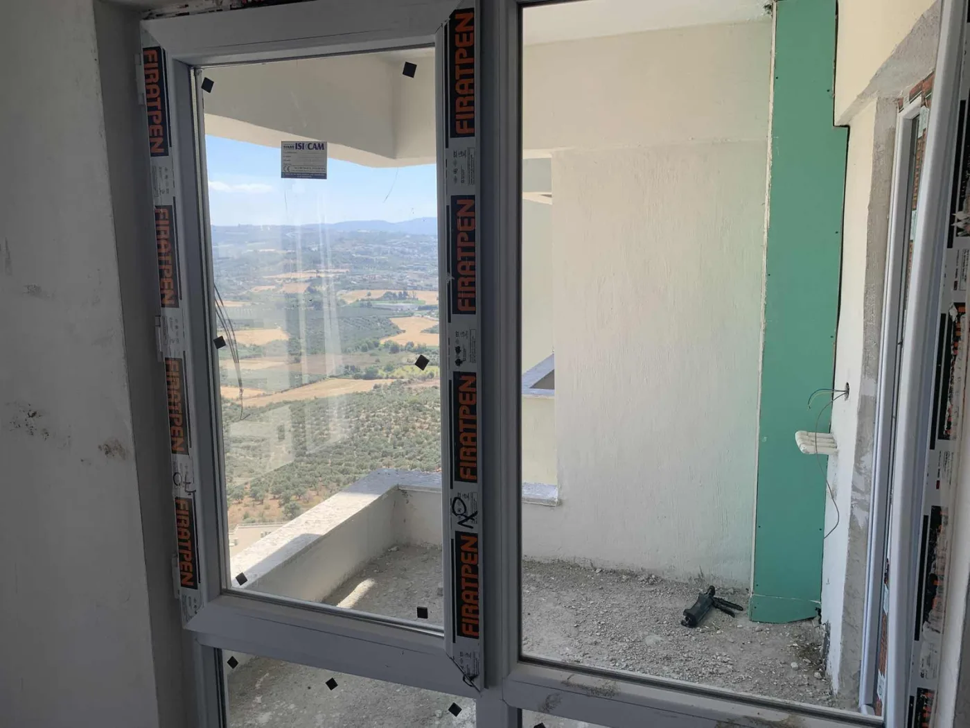 KUŞADASI UYDUKENT FIRSAT SIFIR 2+1 SATILIK DAİRE