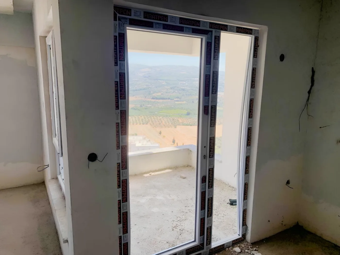 KUŞADASI UYDUKENT FIRSAT SIFIR 2+1 SATILIK DAİRE