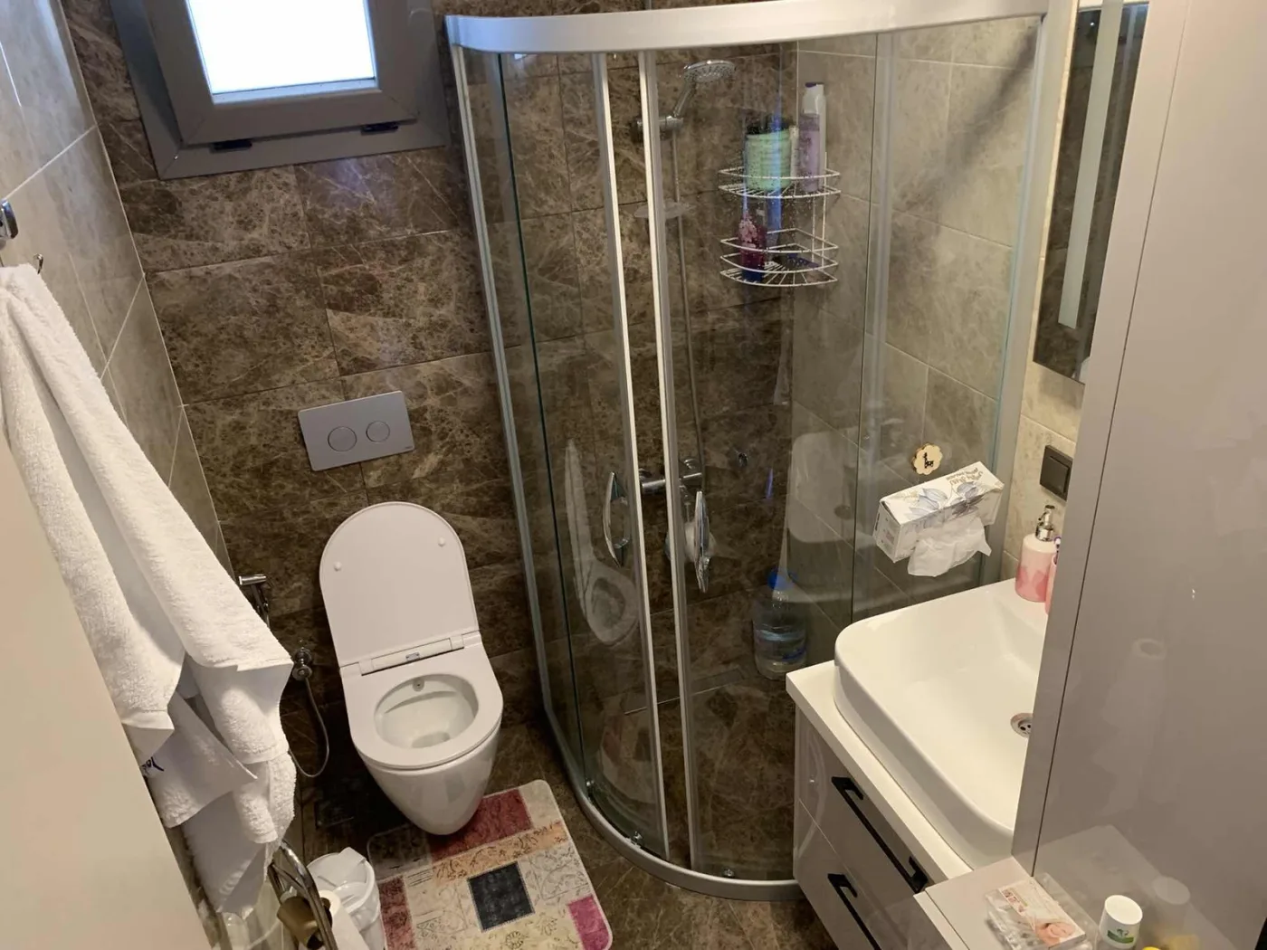 KUŞADASI'nda DENİZ MANZARALI 2+1 SATILIK DAİRE