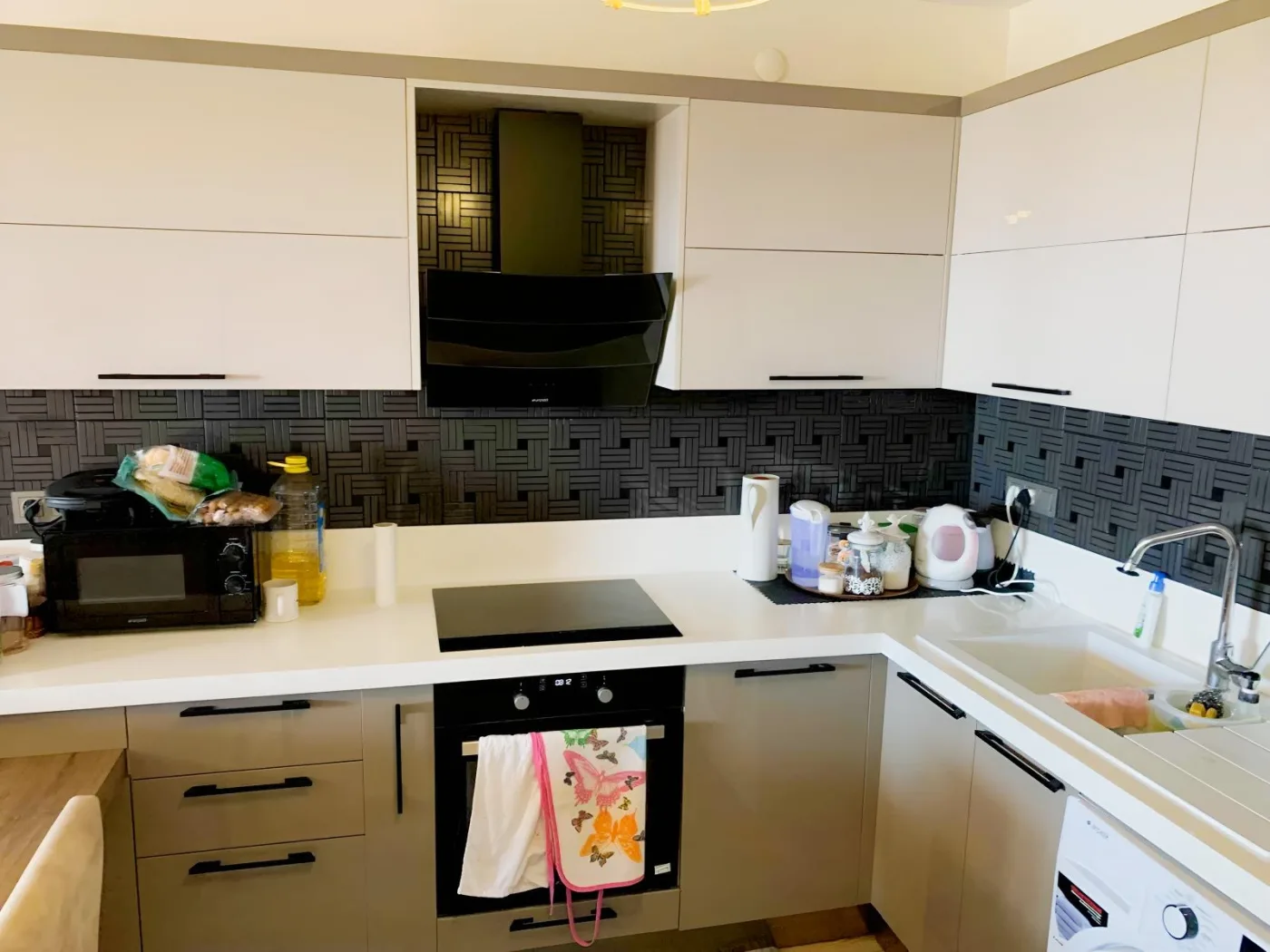 KUŞADASI'nda DENİZ MANZARALI 2+1 SATILIK DAİRE