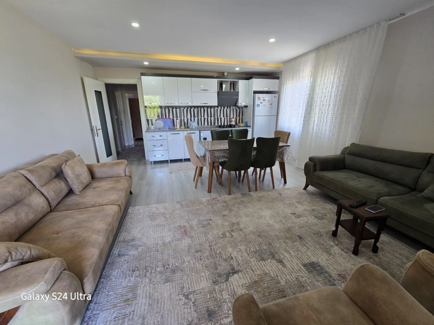 KUŞADASI DAVUTLARDA HAVUZLU KİRALIK 1+1DAİRE